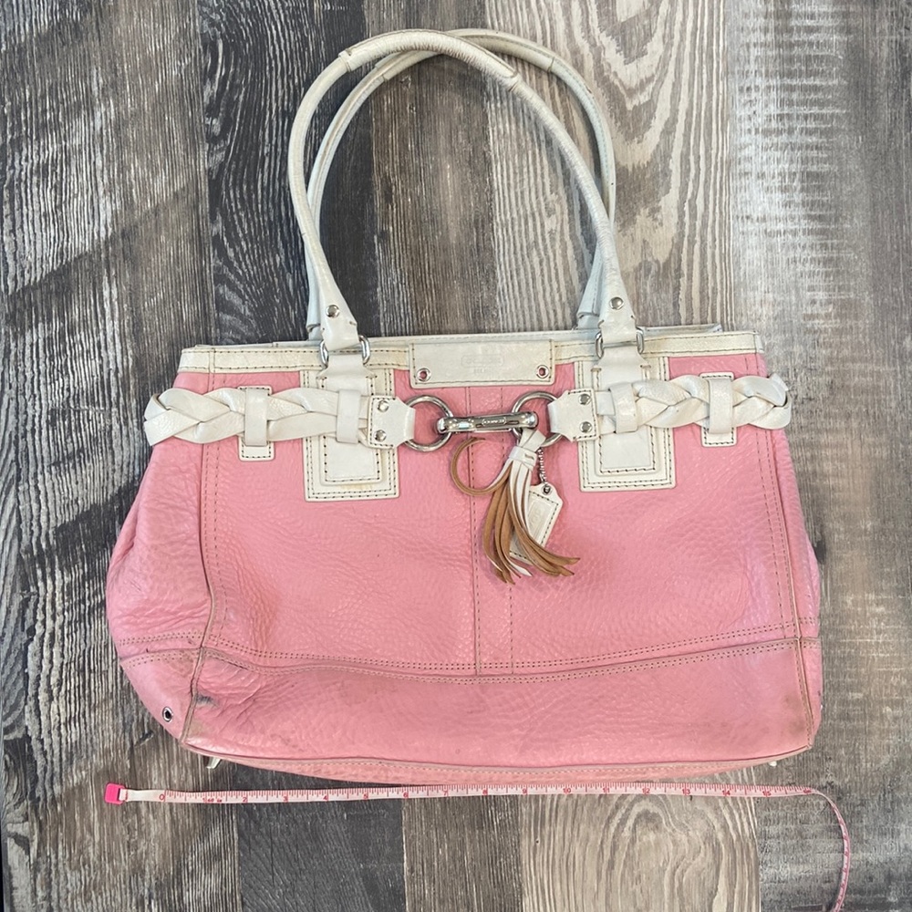 Vintage Coach Leather Shoulder Bag